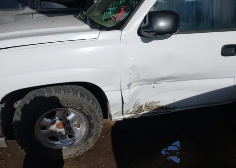 2003 Chevrolet Silverado 1500 Ls из США, поврежденный, VIN 1GCEC14V03Z352634